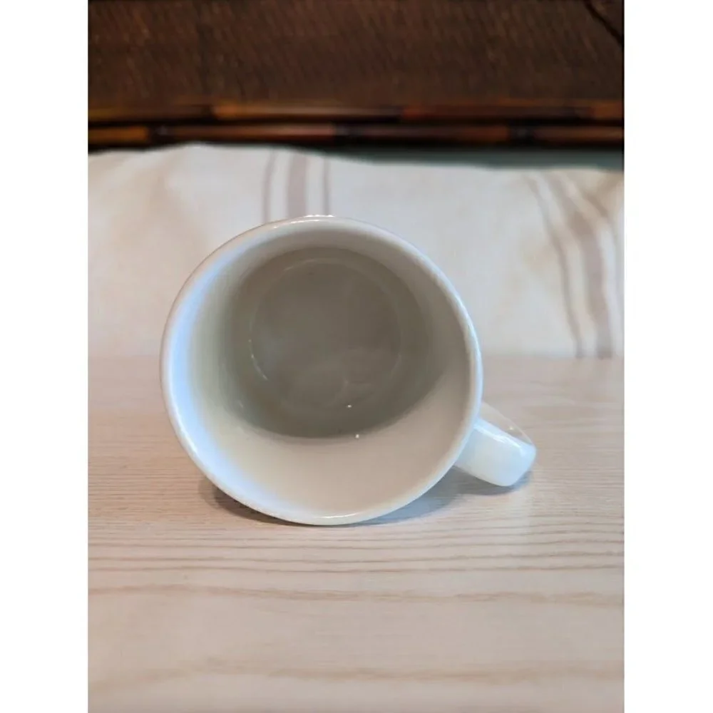 Hilo Hattie Vintage Hawaii White Floral coffee mug